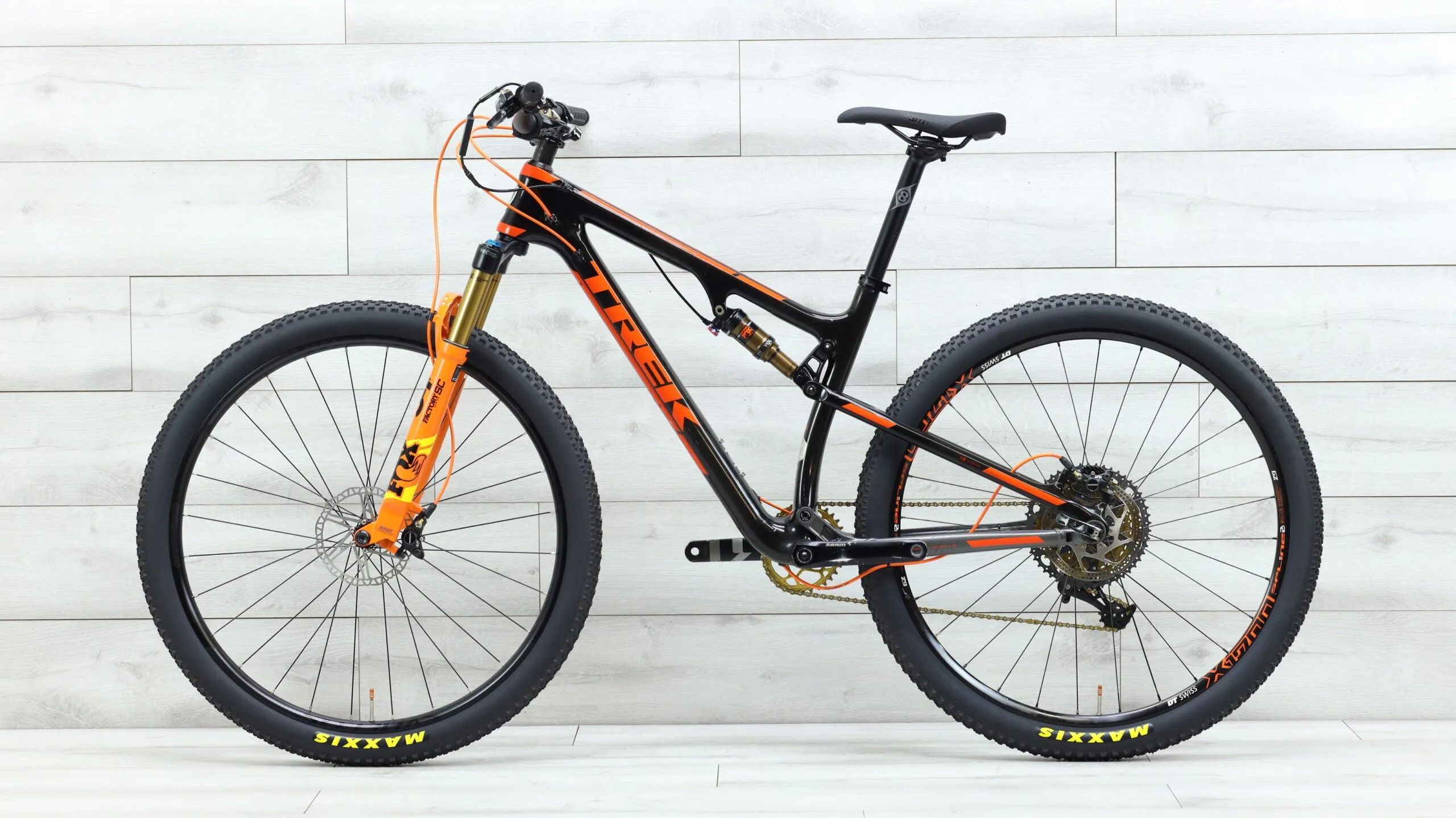 2015 Trek Superfly FS 9.8 SL  Mountain Bike - Medium