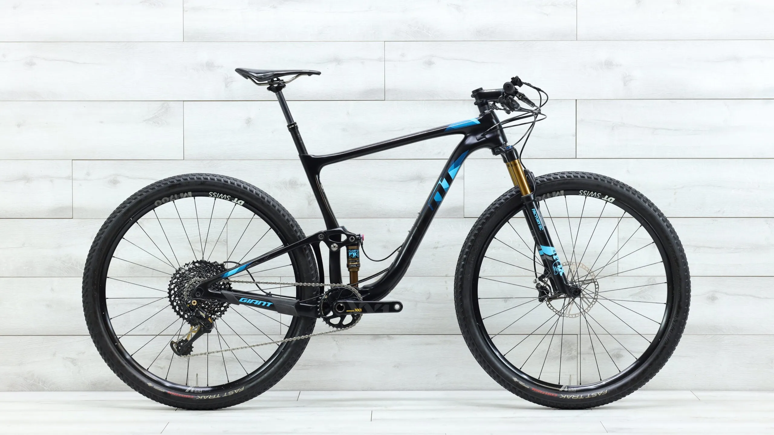 2018 Giant Anthem Advanced Pro 29 0  Mountain Bike - Large