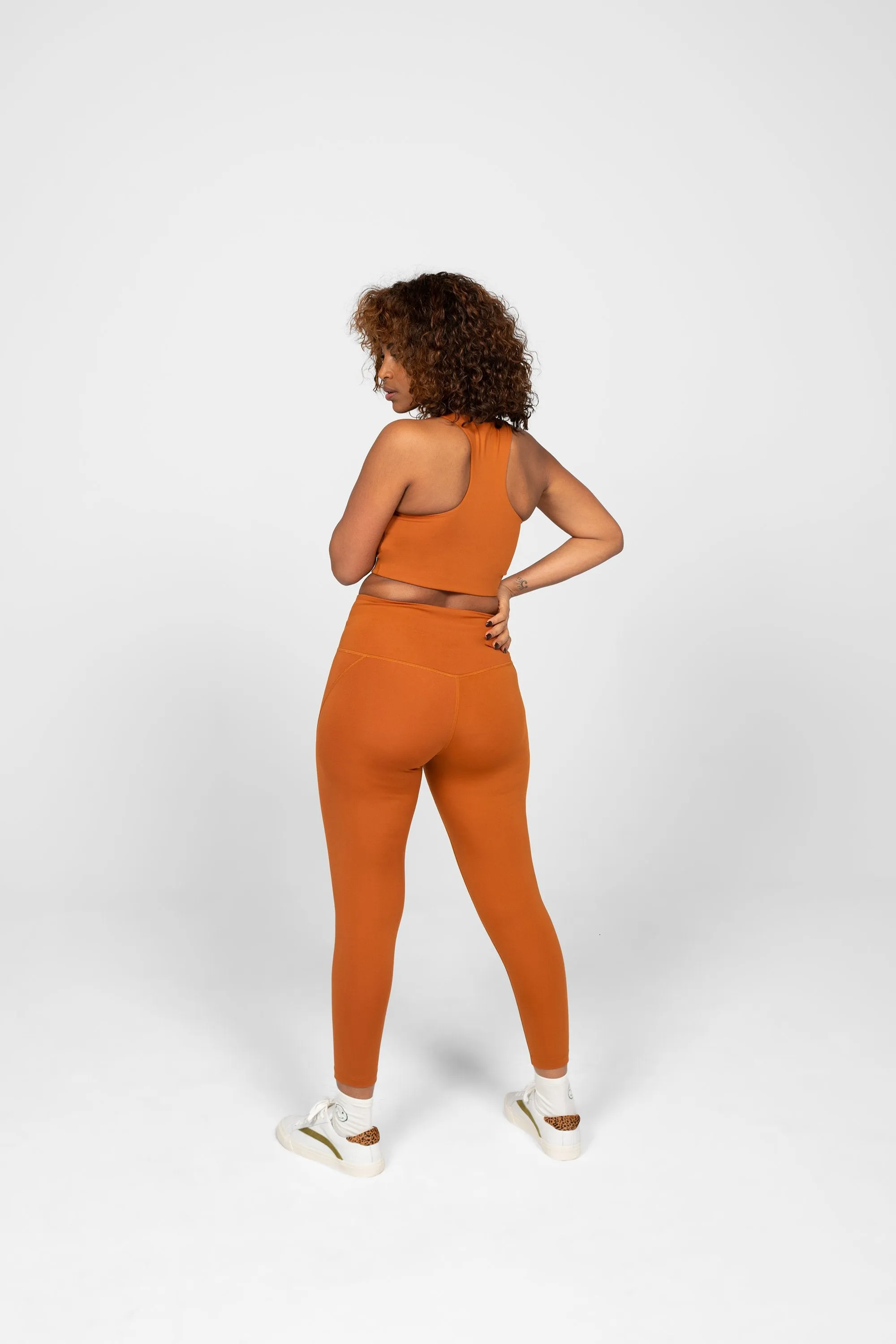 compressive high-rise legging trail