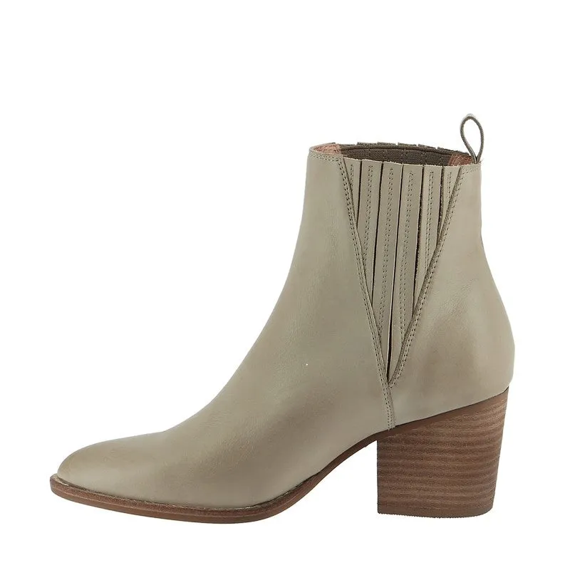 Django & Juliette Klipt Nude Ankle Boot