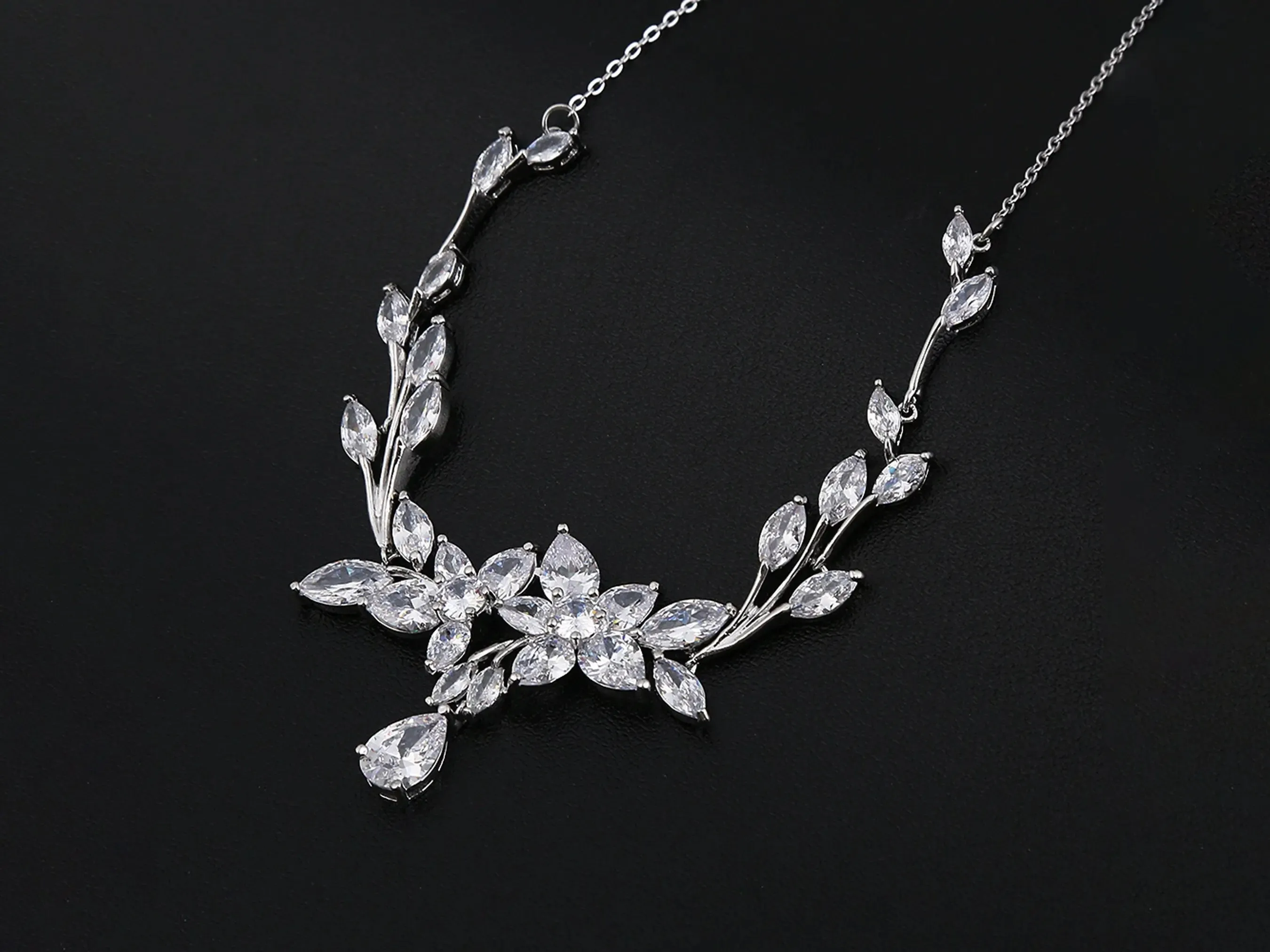 Elegant Crystal Jewelry, Bridal Jewelry Set, Tear Drop Pendant - Silver