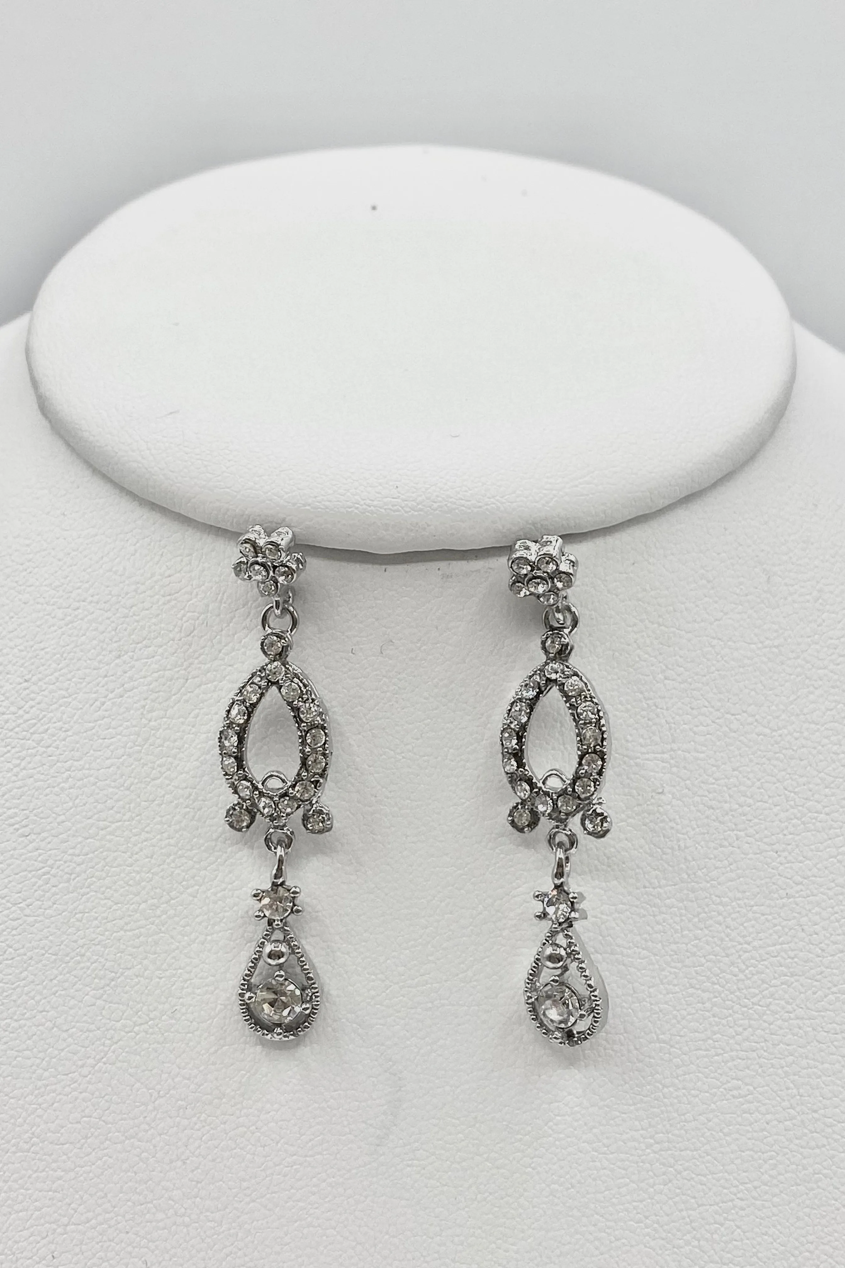 Elen Henderson Chandelier Crystal Earrings