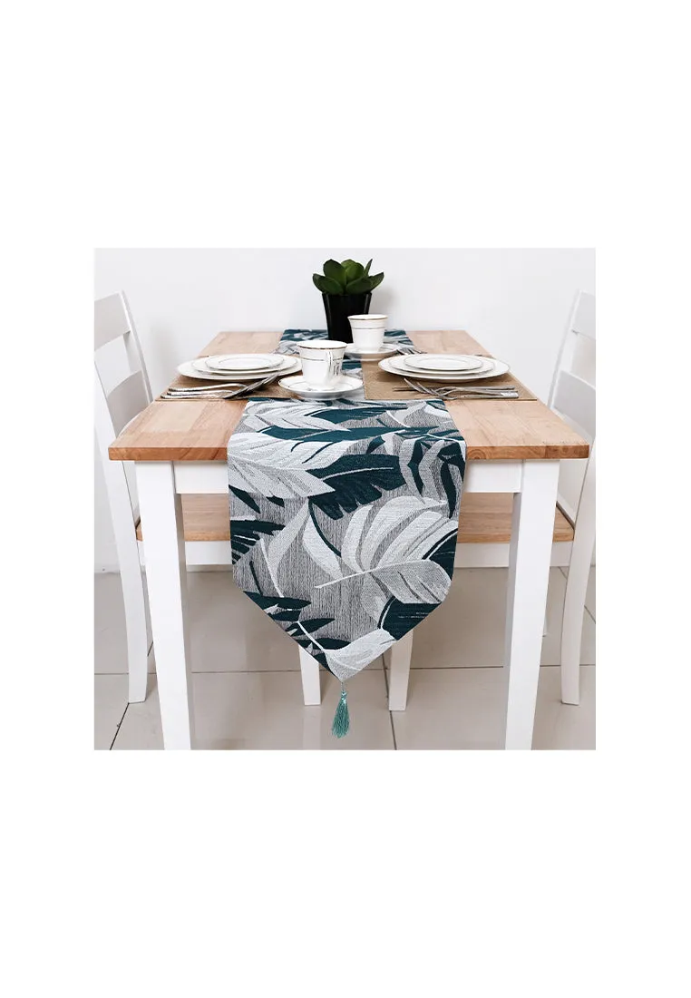 Table Runner Leaves