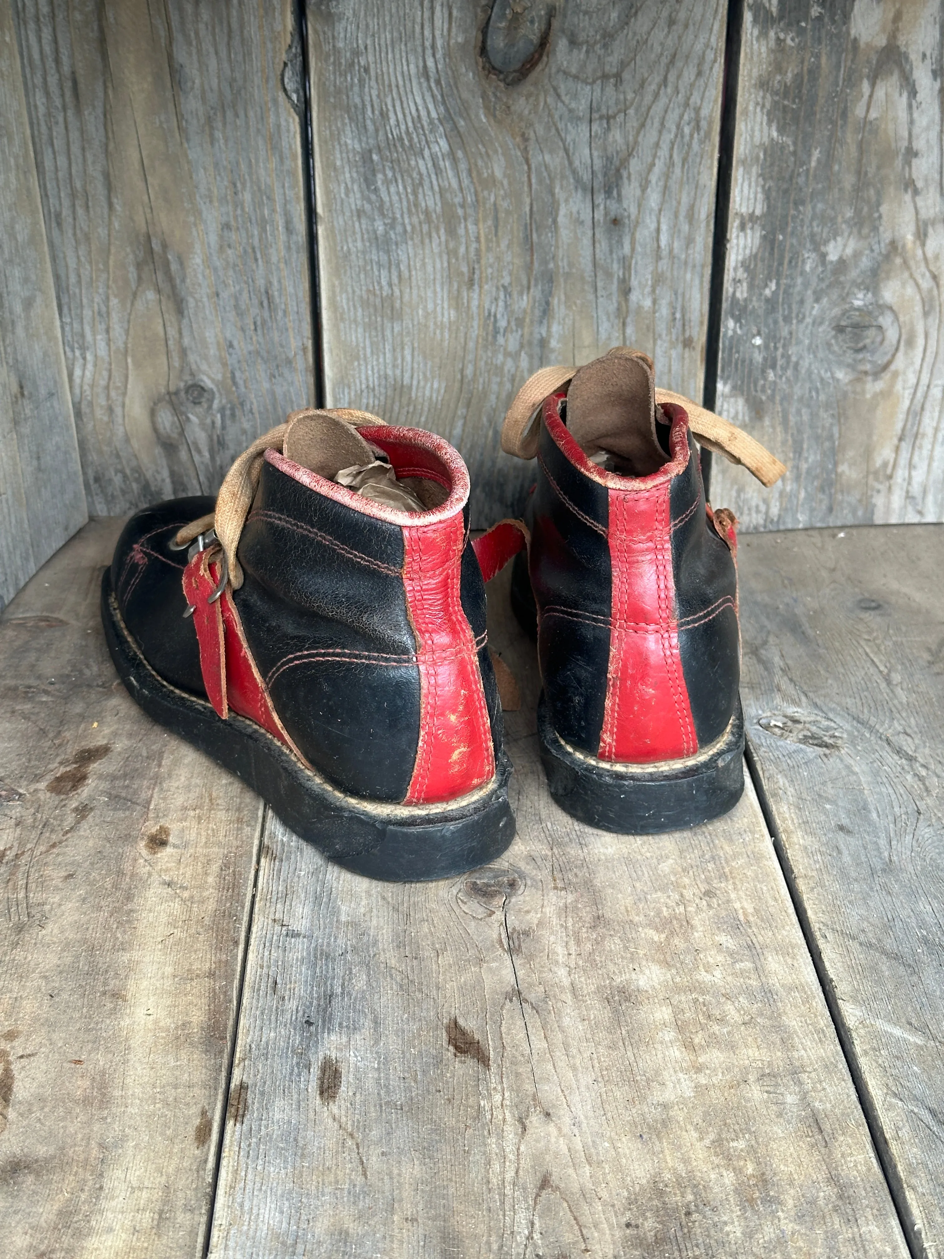 Vintage Black/Red Leather Ski Boots